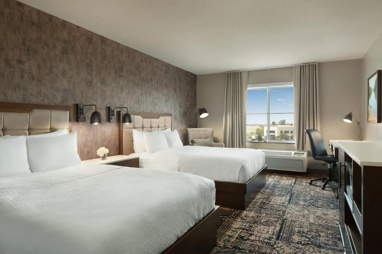 Four Points By Sheraton Sacramento Airport 3*,